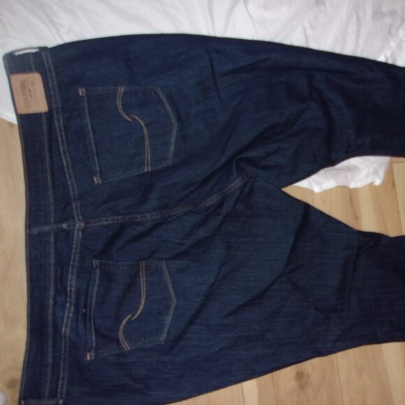 Levis size 38 x 30 plus sized stretch blue jean denim pants womens - Picture 4 of 6